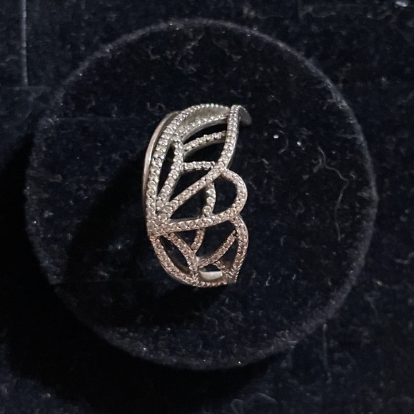 Authentic Pandora sterling silver new beginnings butterfly wing ring size 7.5🦋 - Picture 2 of 4